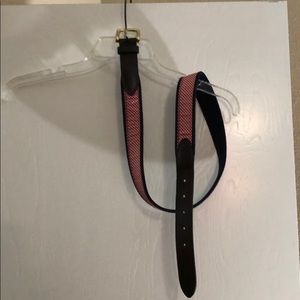 Vineyard Vines belt